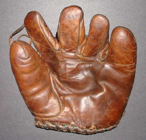 Babe Ruth Spalding 222-29 Front